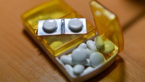 Лекарства, которые стоит взять в дорогу: Медики назвали их перечень