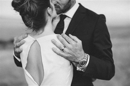 Ученые опровергли мнение, что в браке со временем утихает страсть