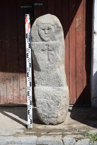 В Канаве под Вологдой обнаружен древний каменный идол