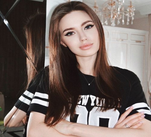Анастасия Костенко поведала, когда планирует вторую беременность