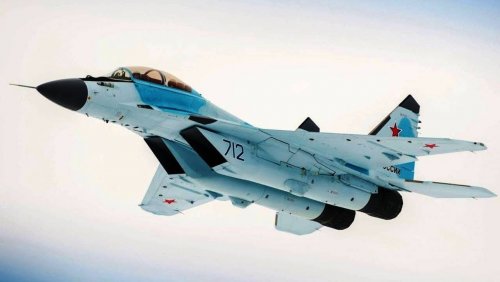 На вооружение ВКС России поступили первые два истребителя МиГ-35