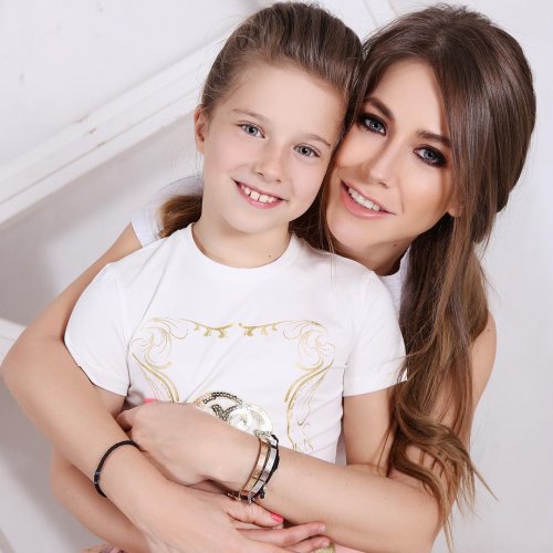 Юлия Барановская с дочерью Яной стали героинями нового YouTube-шоу
