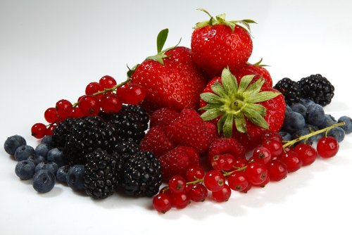 Эксперты поведали о четырех ягодах, снижающих кровяное давление