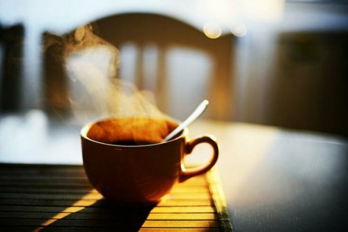 «Кофе на ночь на сон не влияет»: Учёные развенчали этот популярный миф