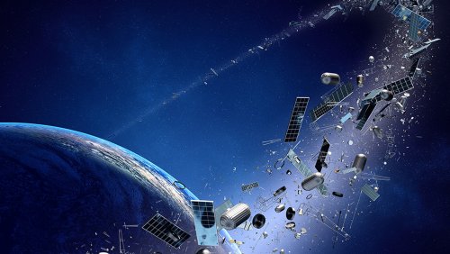 «Космического мусора станет меньше»: «Роскосмос» запатентовал саморазлагающийся спутник