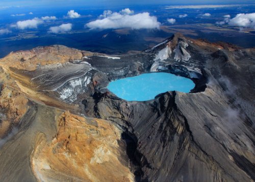 Вулкан Руапеху скоро станет обладателем озера с кипятком: Вода в кратере постоянно нагревается