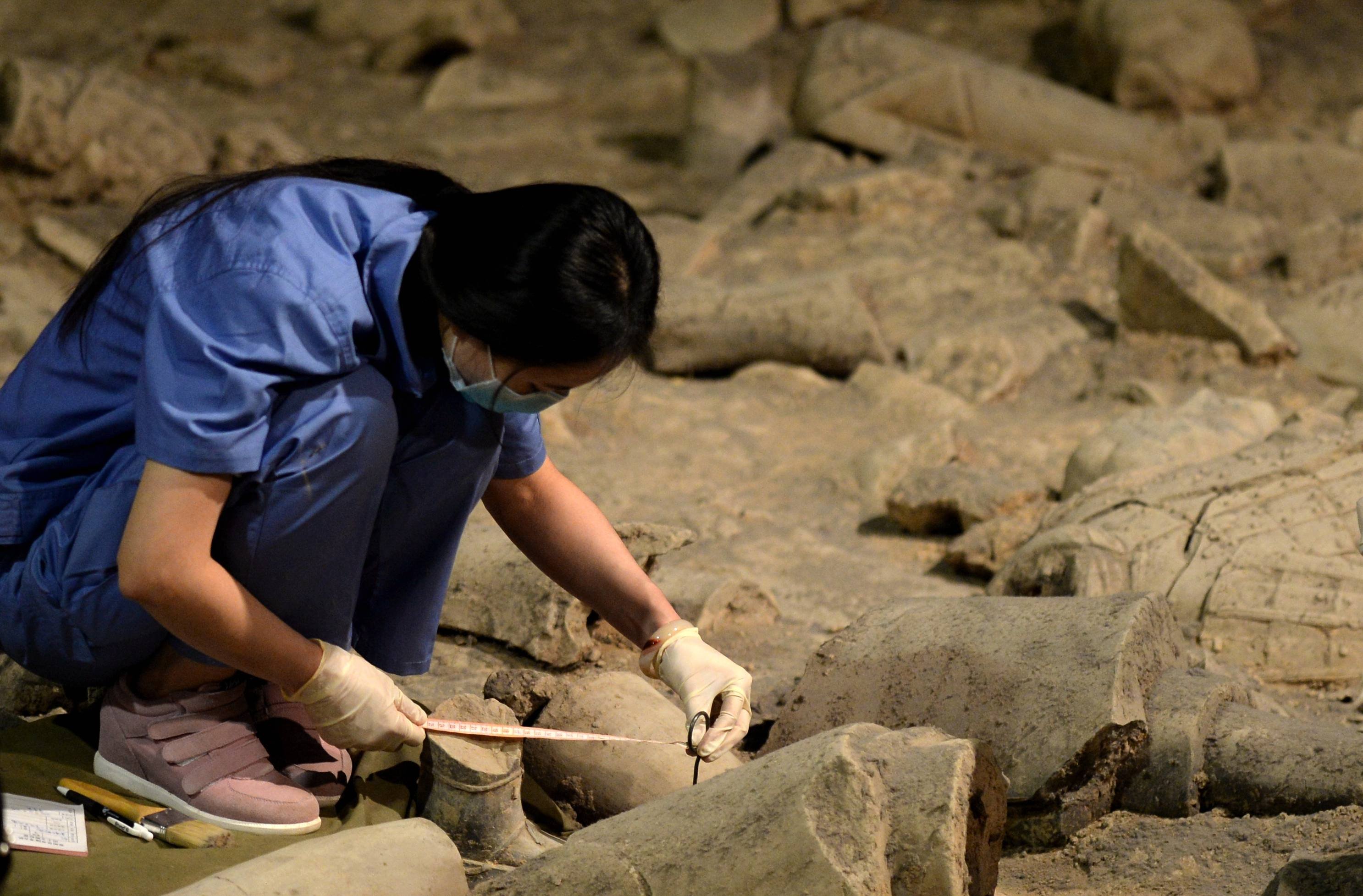 Китай находки. Археологические предметы. Китай археологические находки.