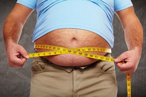 Эксперты: Даже килограмм жира на животе может быть опасен для здоровья