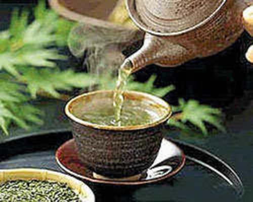 Медики назвали ТОП-9 опасных свойств зеленого чая