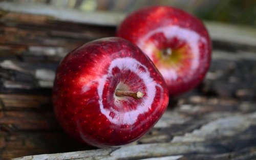 Два яблока за день помогут победить рак – Учёные