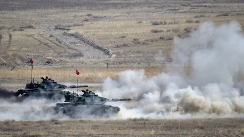 США бежит из Сирии: Американские военные сжигают базы и оставляют курдов наедине с Турцией