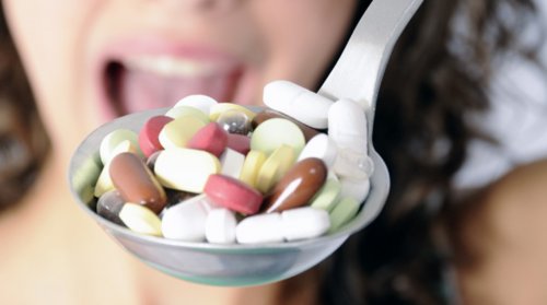 Доктор Мясников рассказал о четырёх популярных лекарствах, вызывающих зависимость
