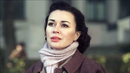 «Деньги семье Заворотнюк не нужны»: Друг актрисы пояснил, почему её близкие «проживают в вакууме»