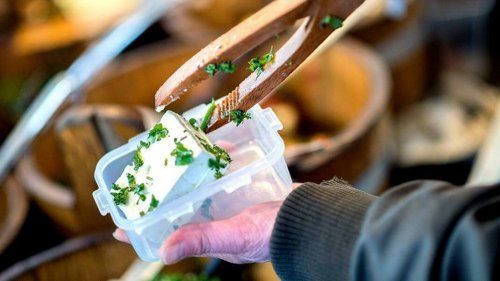 Учёные предупреждают: Хранящаяся в пластиковых контейнерах еда получает от них опасные вещества