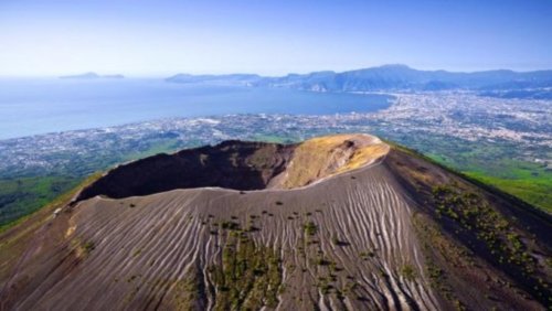 Вулканы своими извержениями помогают изучить прошлое и будущее Земли - Учёные