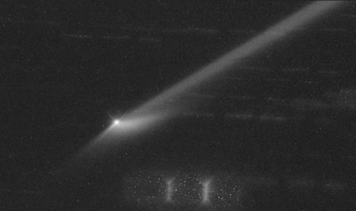 «Хаббл» сделал снимки  кометы Борисова, когда она проходила мимо  Солнца