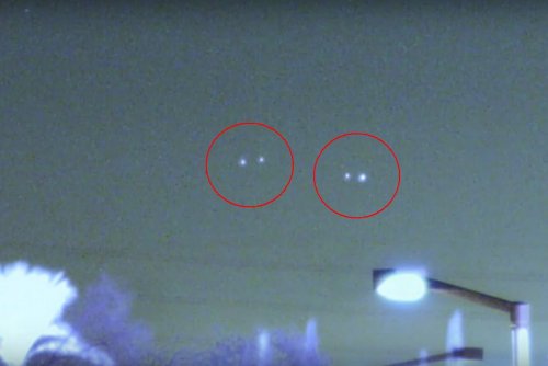 Причудливый мигающий НЛО пойман на видео над Лас-Вегасом