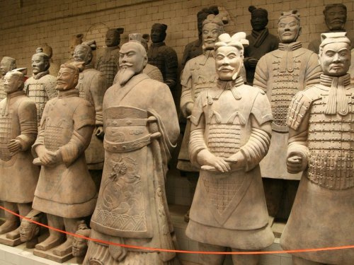 Китайские археологи обнаружили новые сведения о терракотовой армии китайского императора