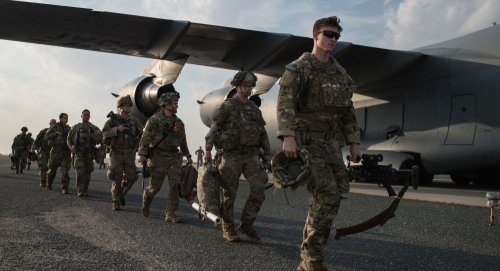 Пентагон решает ввести еще 3000 военнослужащих на Ближний Восток после убийства Солеймани
