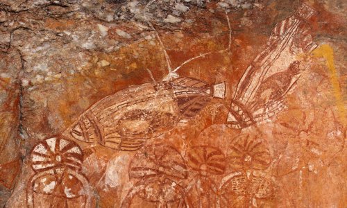 Древняя наскальная живопись аборигенов уничтожена во время лесных пожаров