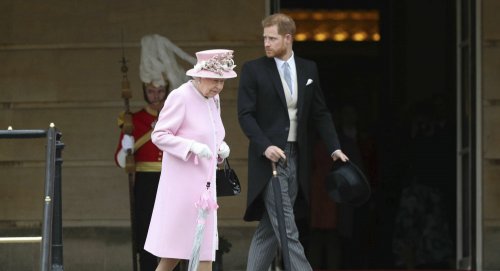 Принц Гарри поговорил с королевой наедине перед королевским саммитом