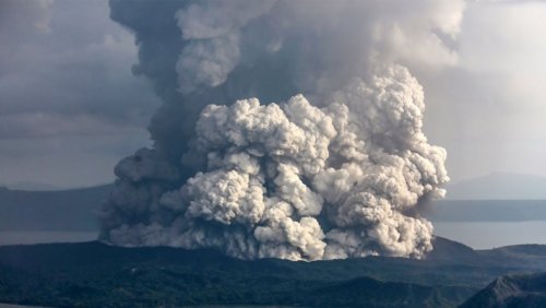 Активность филиппинского вулкана усилилась