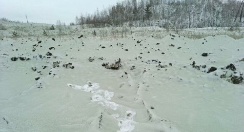 Зеленый снег  покрыл окраины Челябинска