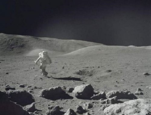Пыль Луны может стать кислородом: Учёные нашли способ для получения его из реголита