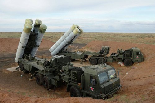 «США, пободаемся в небе?»: Турция получила от России 120 ракет для С-400