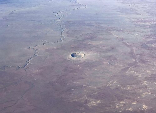 Ученые  нашли самый старый в мире метеоритный кратер
