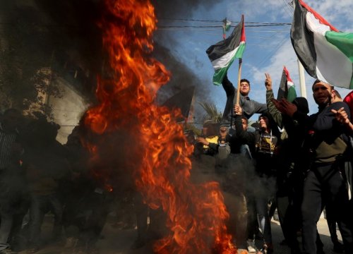 В Секторе Газа вспыхнули протесты палестинцев против мирного плана Трампа