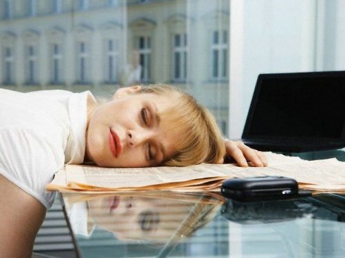 Немецкие медики определили 6 причин усталости организма после достаточного сна