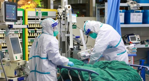 Директор больницы в Ухани скончался из - за коронавирусной инфекции
