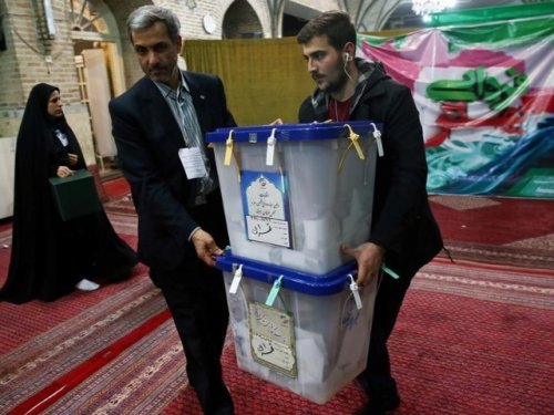 На выборах в Иране лидируют сторонники жесткой политики