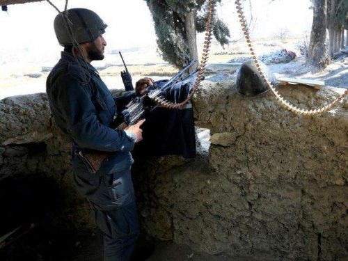 Талибы и афганские силовики отметили первый день перемирия активными столкновениями