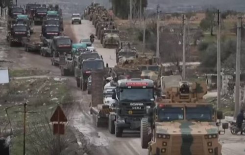 Турция перебрасывает танки ближе к сирийской границе