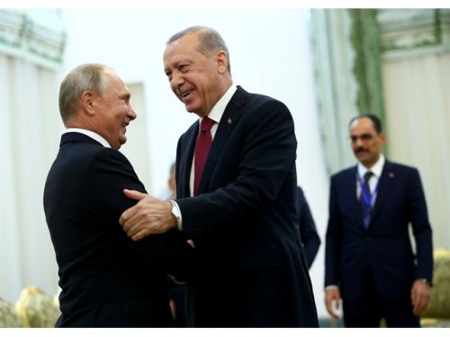 Эрдоган  попросил Путина «отойти в сторону», чтобы позволить Турции иметь дело с Сирией «лицом к лицу»