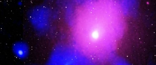 NASA встревожено: Взрыв во Вселенной пробил дыру размером в 15 наших галактик