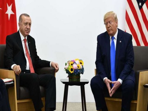 Эрдоган  попросил Трампа поставить Турции боеприпасы для операции в  Идлибе