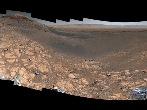 Марсоход Curiosity  прислал уникальные снимки Марса