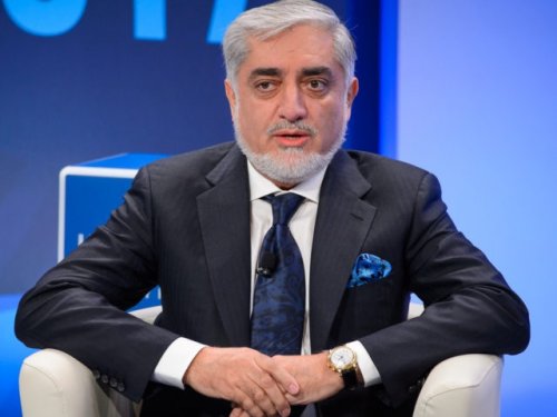 Премьер-министр Афганистана попал под ракетный обстрел