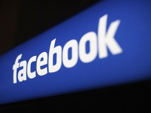 Facebook временно запрещает рекламу медицинских масок из-за спекуляций с коронавирусом