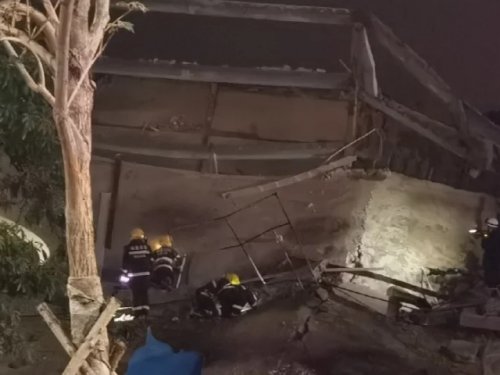 В Китае под обломками обрушившегося отеля оказались 70 человек