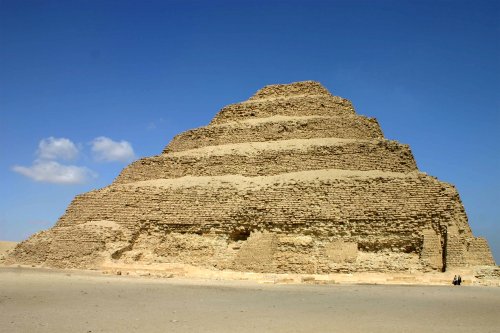 Впервые за 90 лет самую старую египетскую пирамиду можно будет посетить
