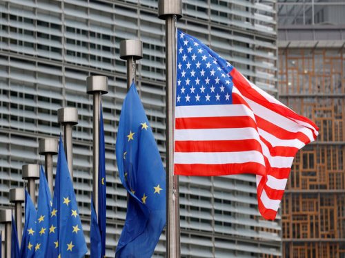  ЕС не одобряет односторонний запрет США на въезд европейцам из-за коронавируса