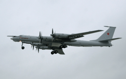 Российские Ту-142  быстро нашли военный лагерь США у берегов Аляски