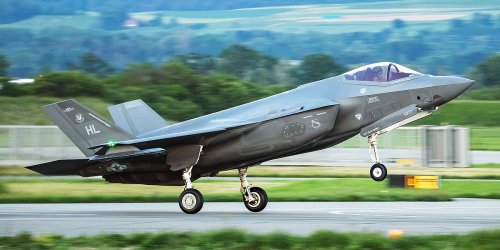 «Коронавирус собьёт F-35 США до взлёта»: Корпорация его создателей начала разваливаться