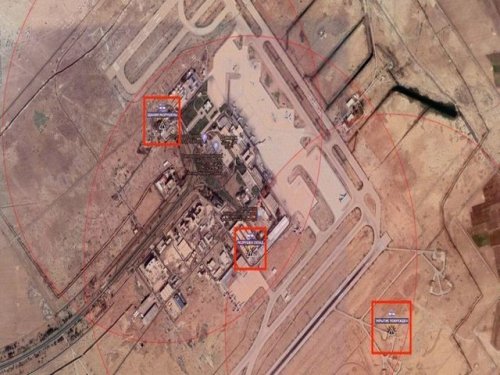 На спутниковых снимках изображен ущерб, нанесенный сирийским объектам в результате авиаударов Израиля
