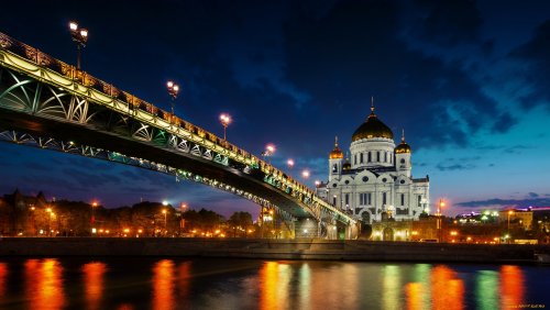 Туристы составили народный ТОП-5 городов России, куда лучше не ехать своим ходом