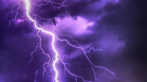 Единство со Вселенной: Учёные учатся применять молнию для лечения